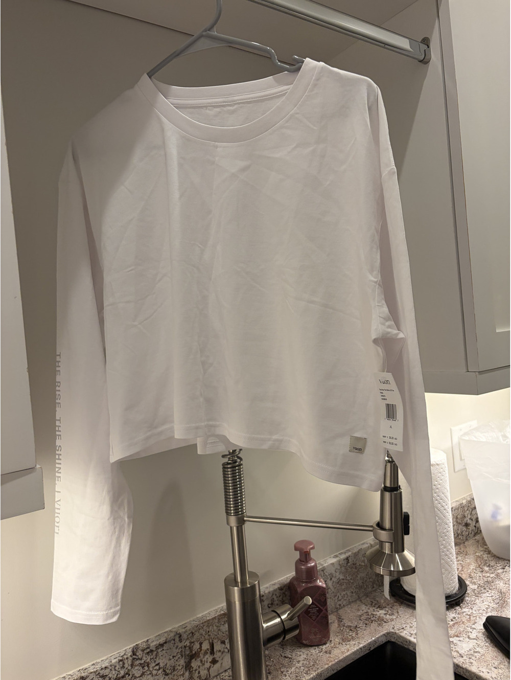 NWT Vuori Women's The Rise The Shine Long Sleeve in white size XL